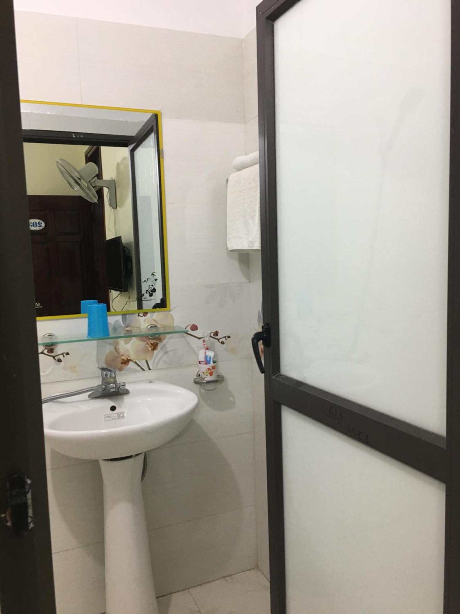 Duc Thang Guest House Дьенбьенфу Экстерьер фото
